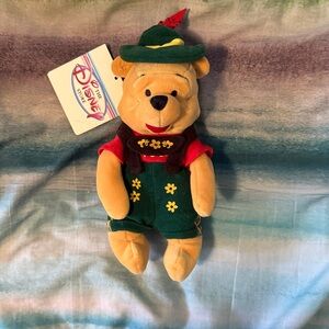 Disney Oktoberfest Pooh Bear beanie in Green & Red, new condition w tag attached